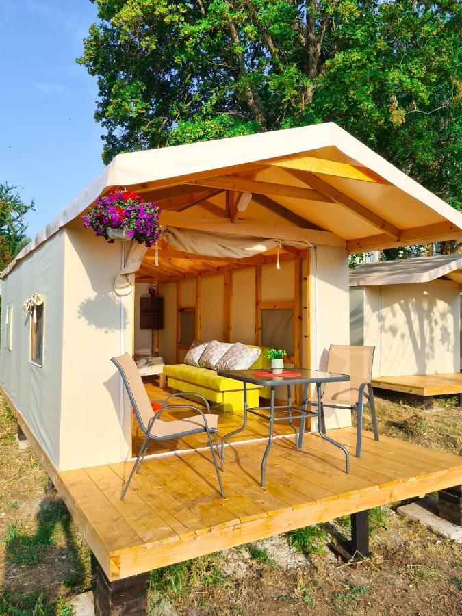 Divoto Glamping Hotel Балчик Екстериор снимка