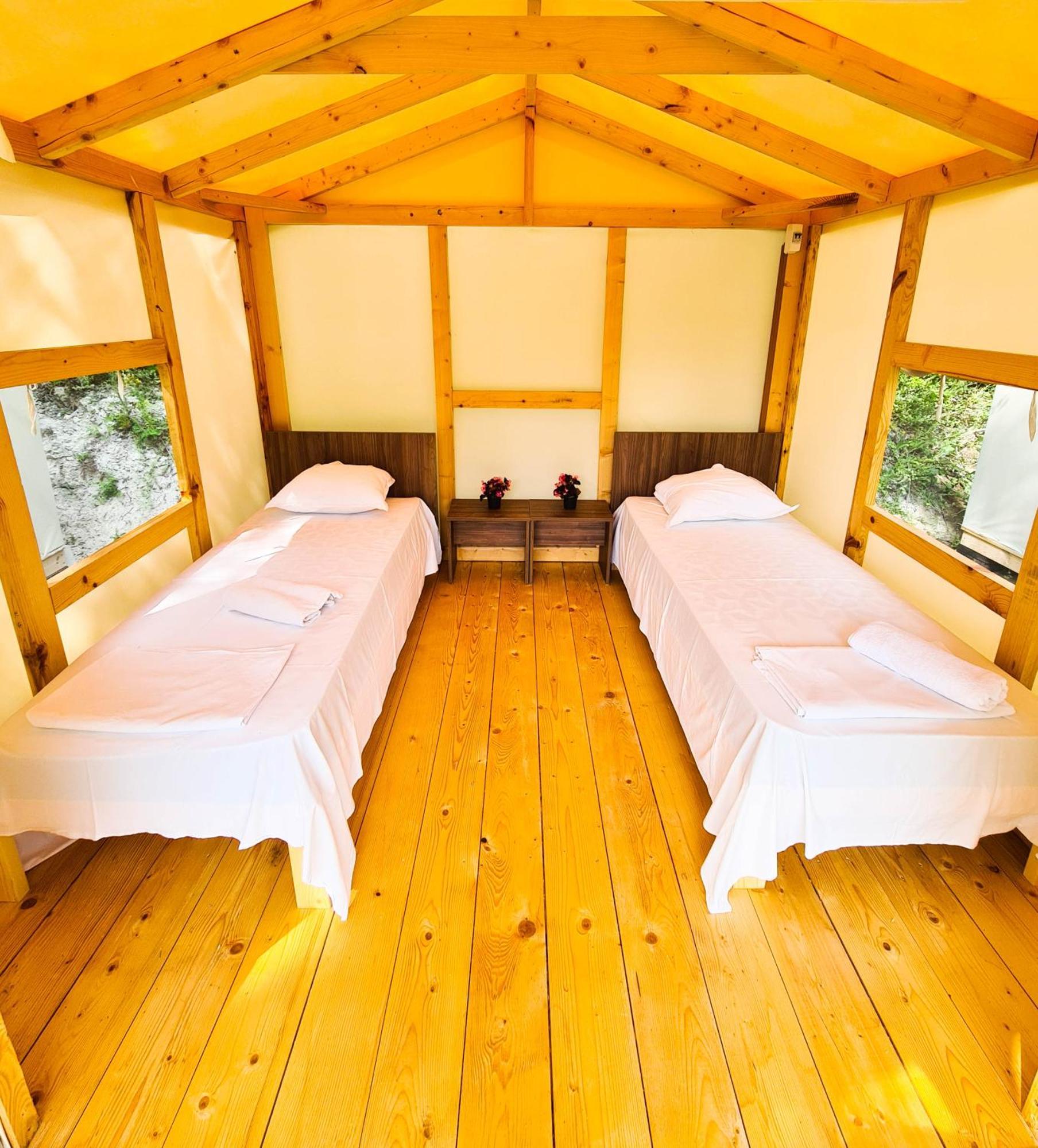 Divoto Glamping Hotel Балчик Екстериор снимка